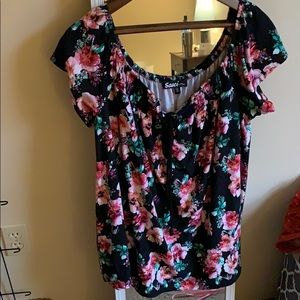 Floral top